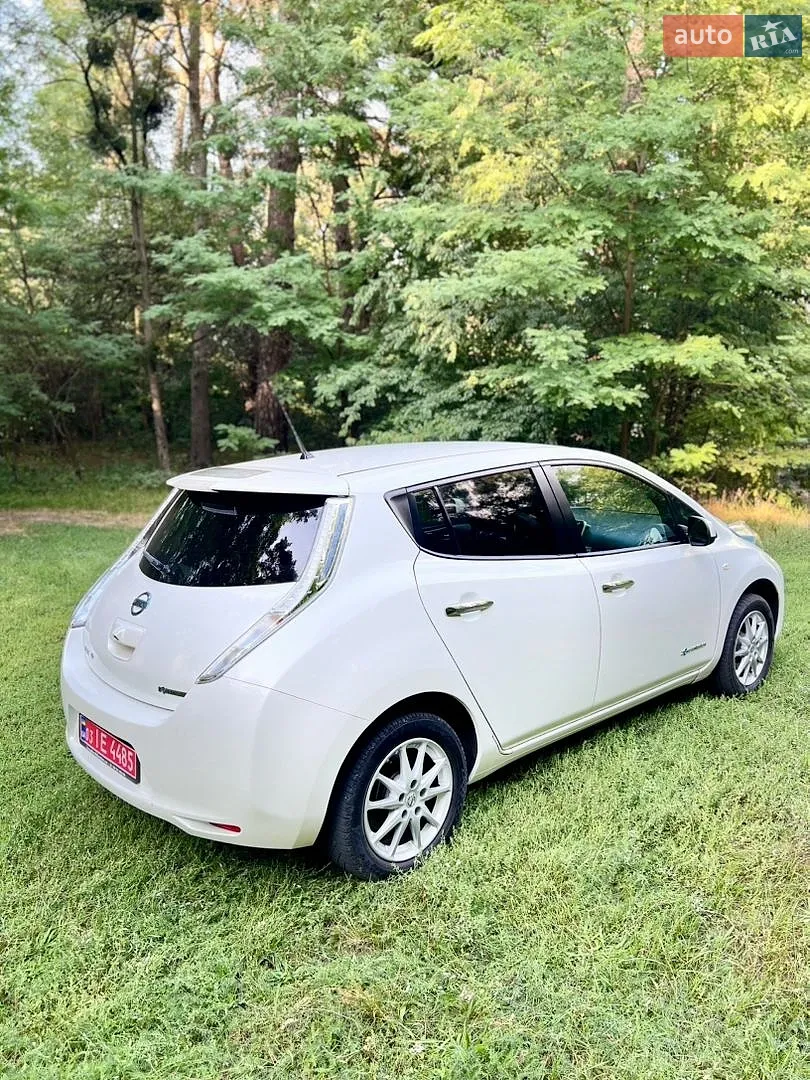 2016 Nissan Leaf - мініатюра 8