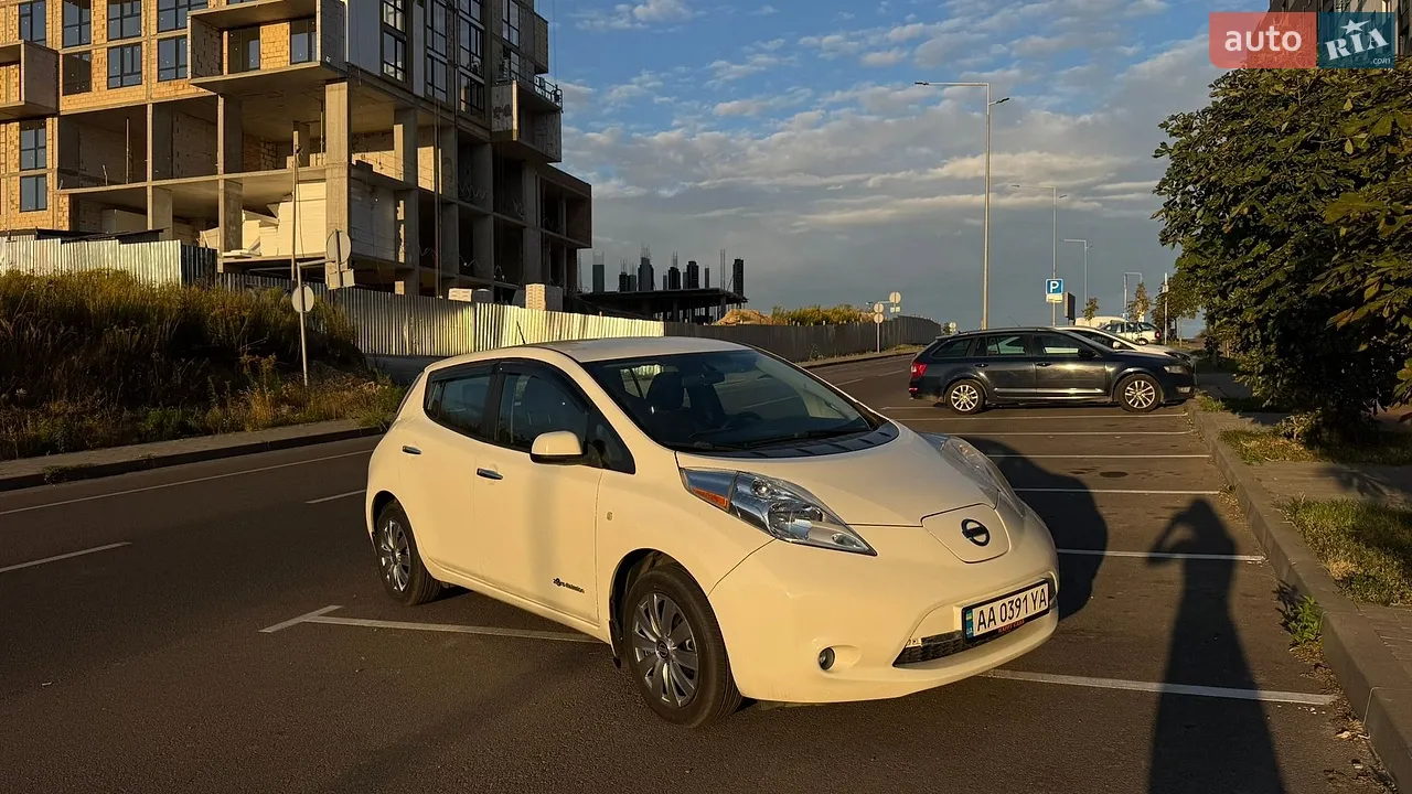 2016 Nissan Leaf - мініатюра 17