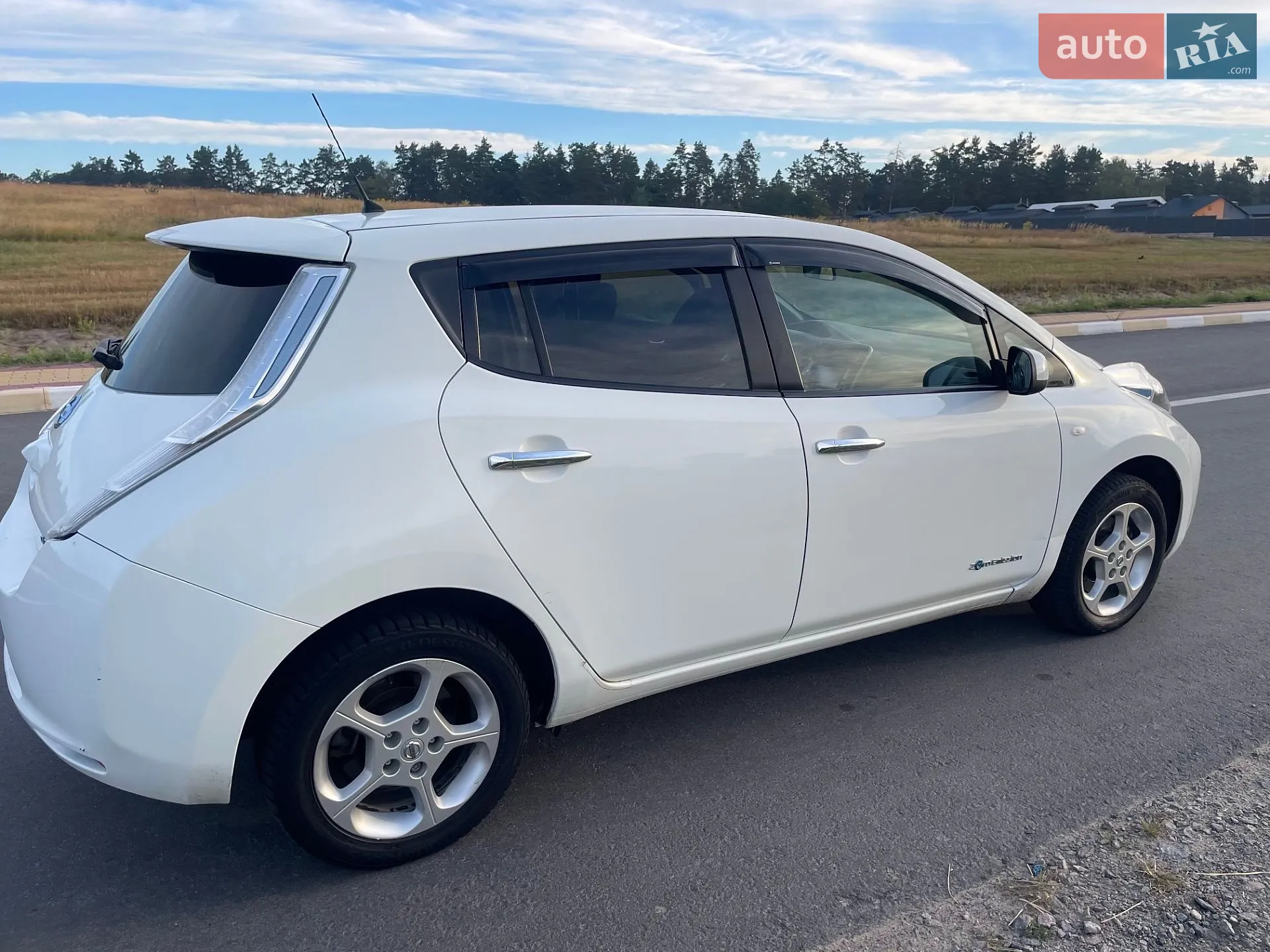 2016 Nissan Leaf - мініатюра 4