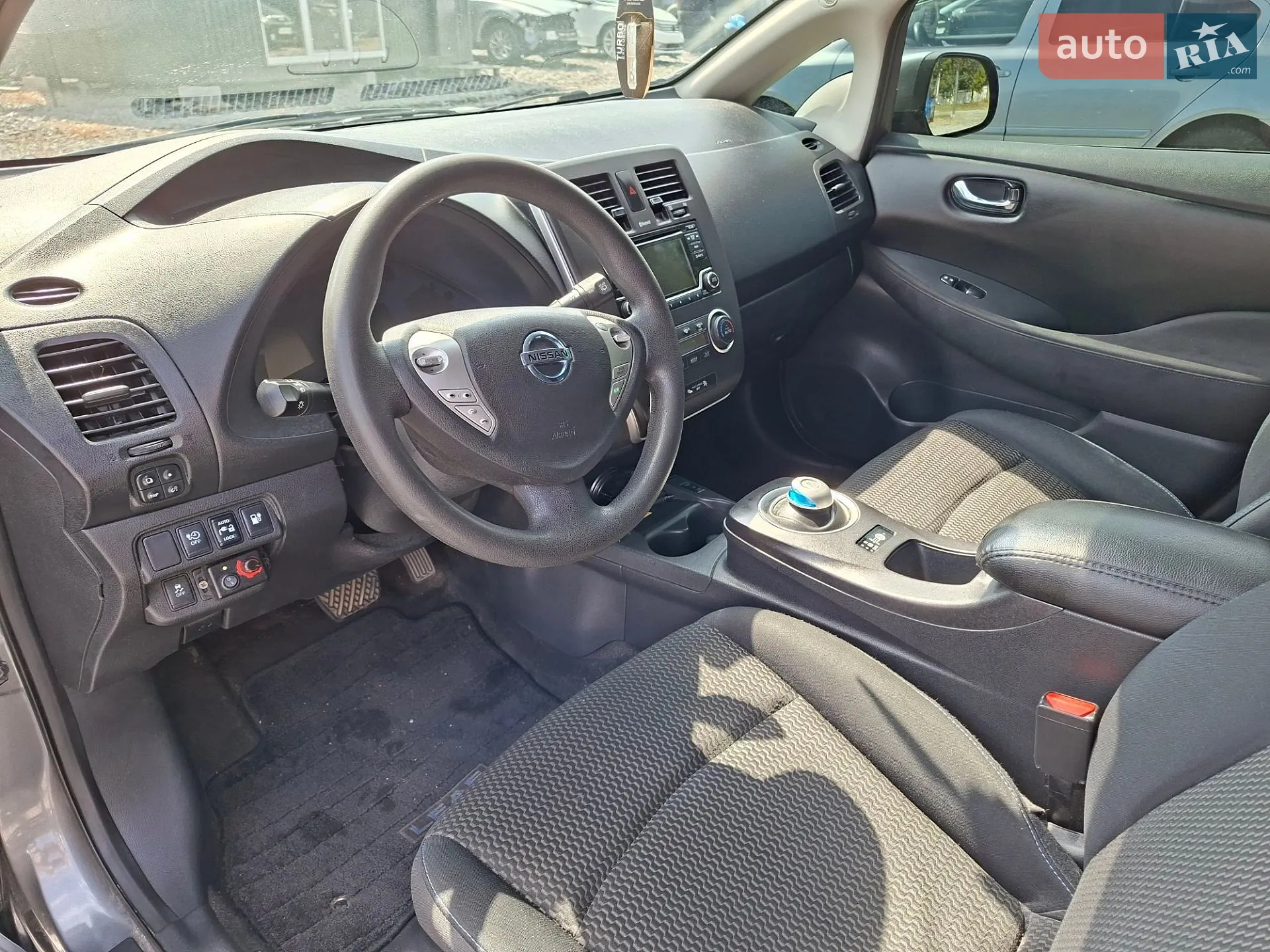 2015 Nissan Leaf - мініатюра 14