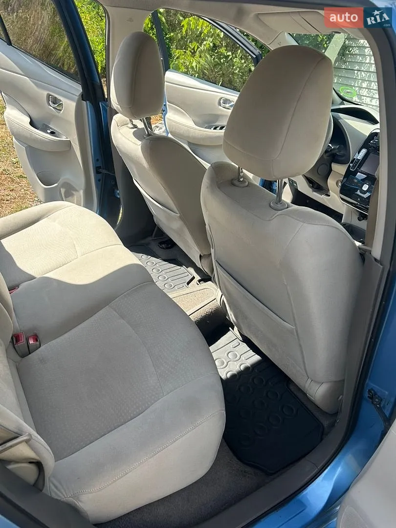2012 Nissan Leaf - мініатюра 21