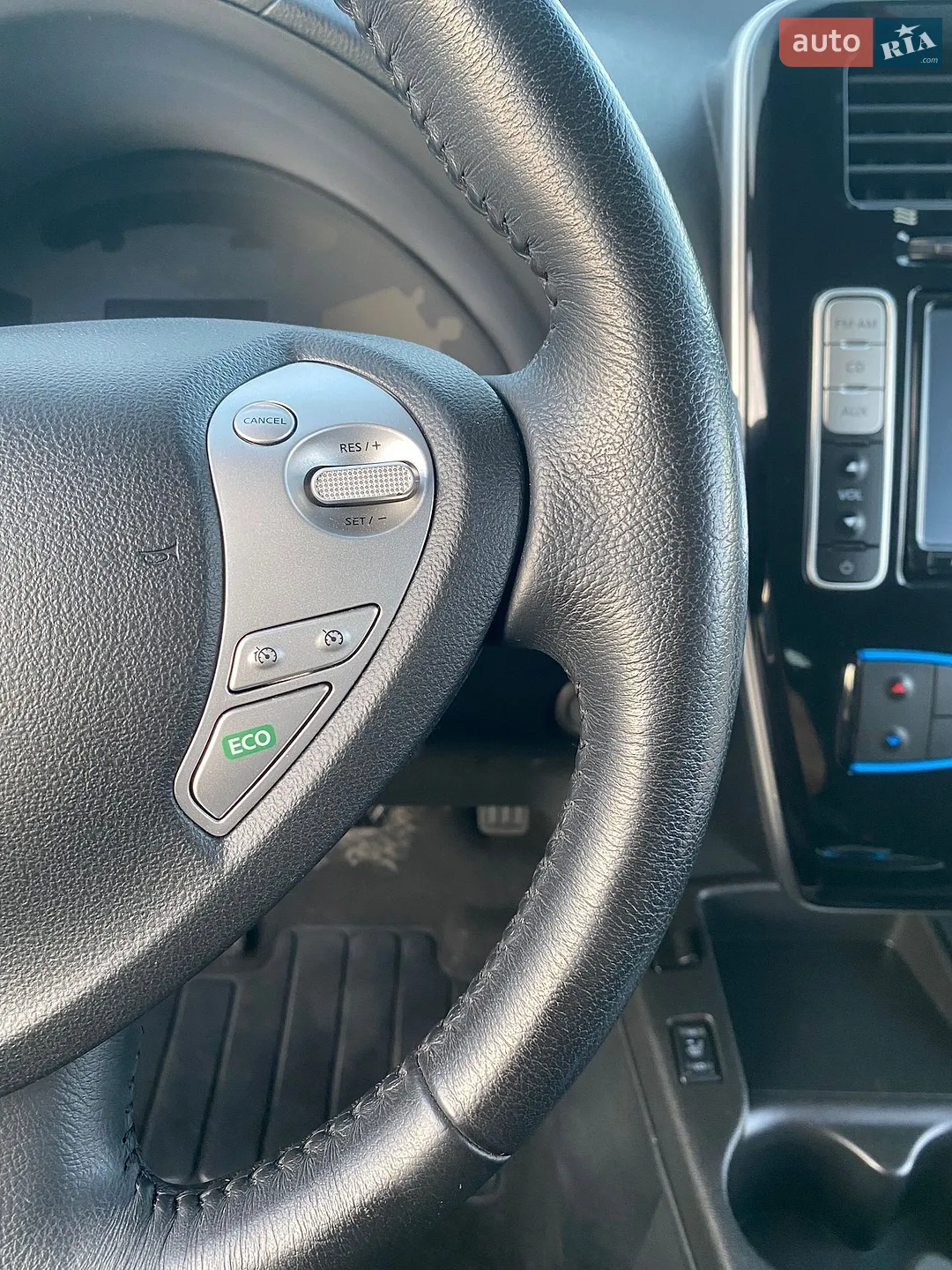 2014 Nissan Leaf - мініатюра 35