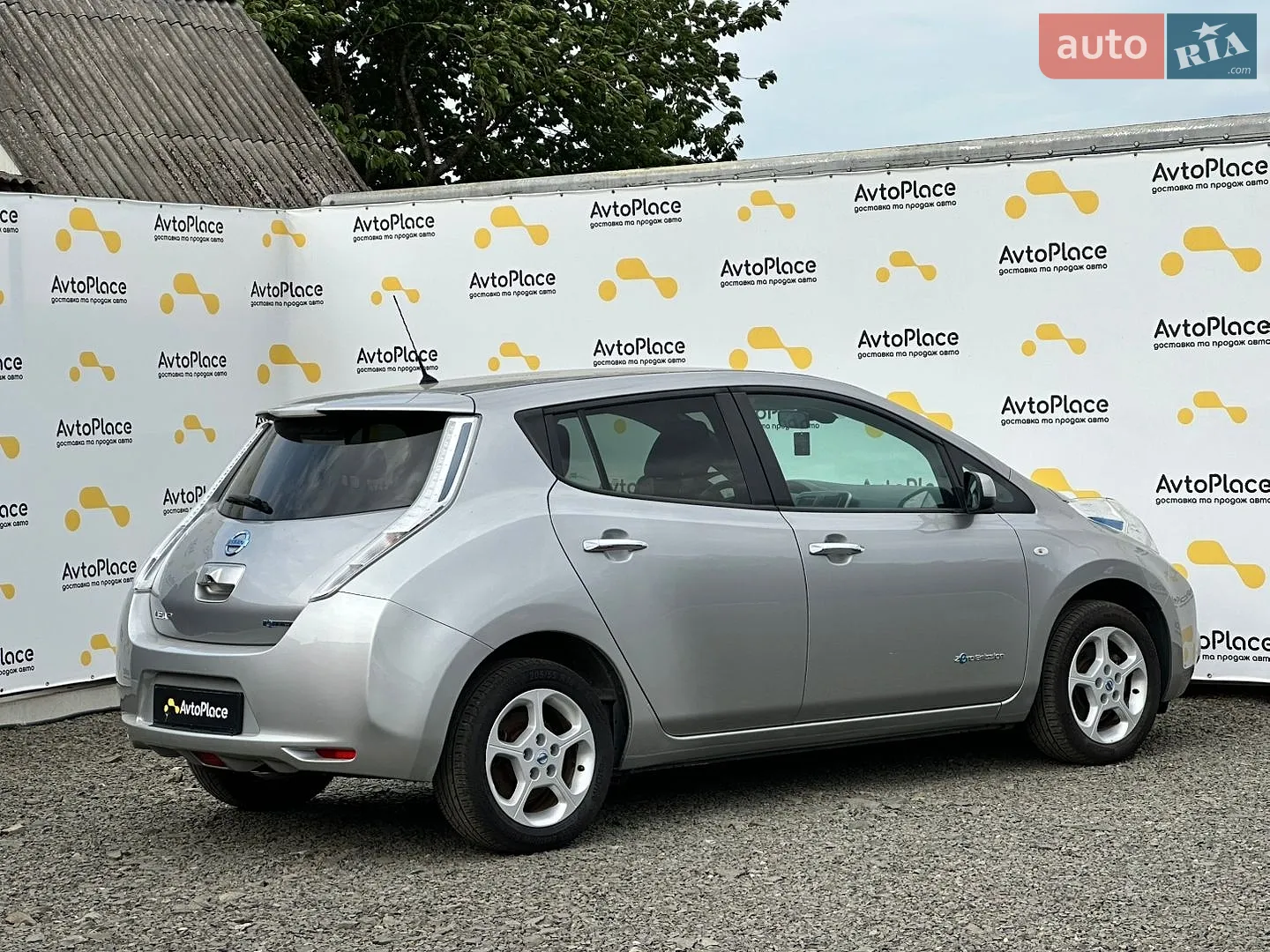 2017 Nissan Leaf - мініатюра 14