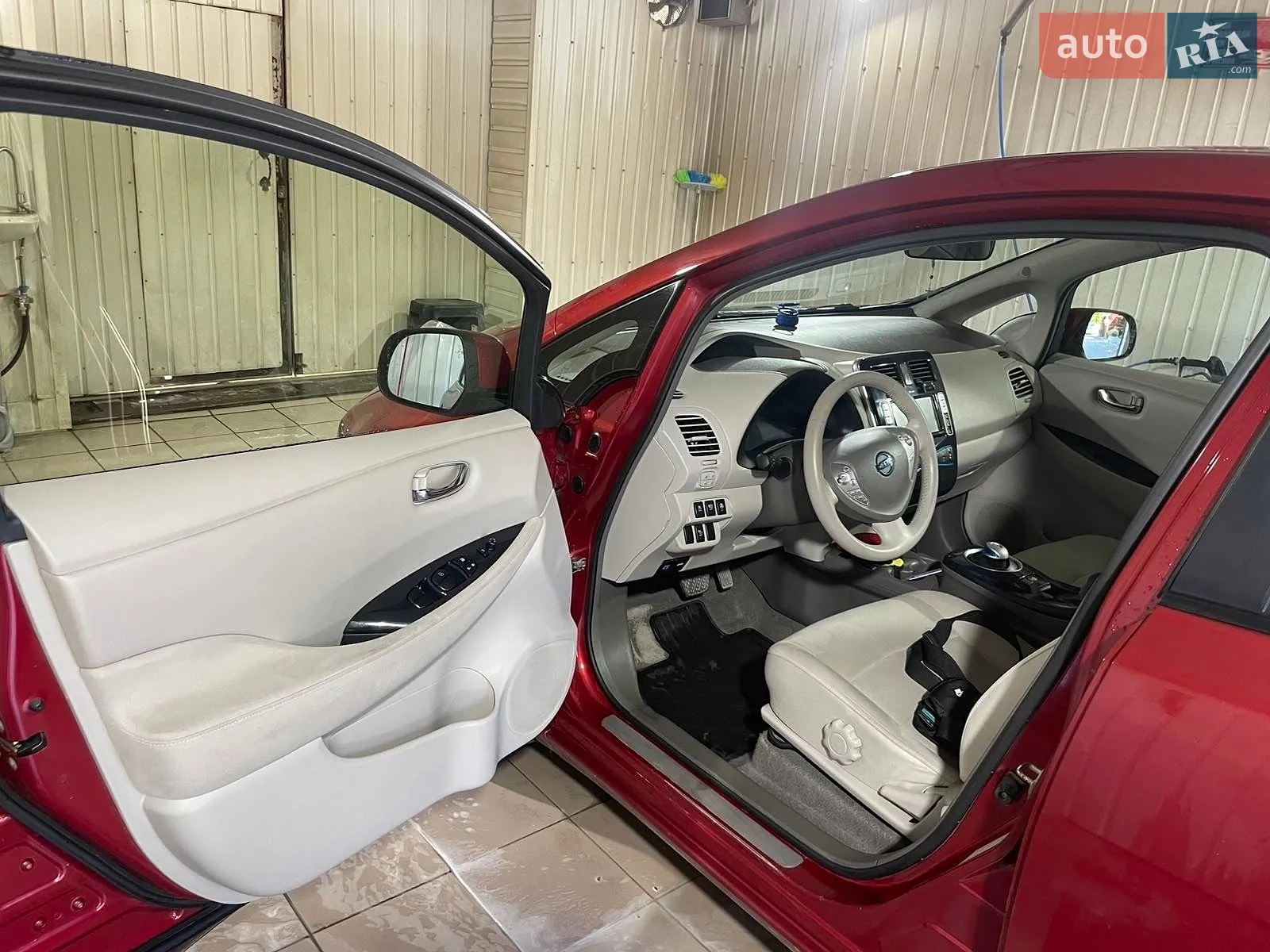 2013 Nissan Leaf - мініатюра 14