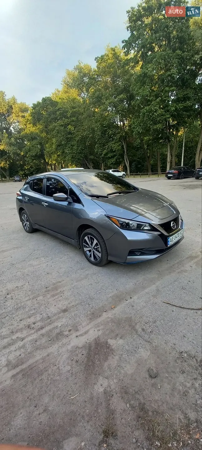 2021 Nissan Leaf - фото 1