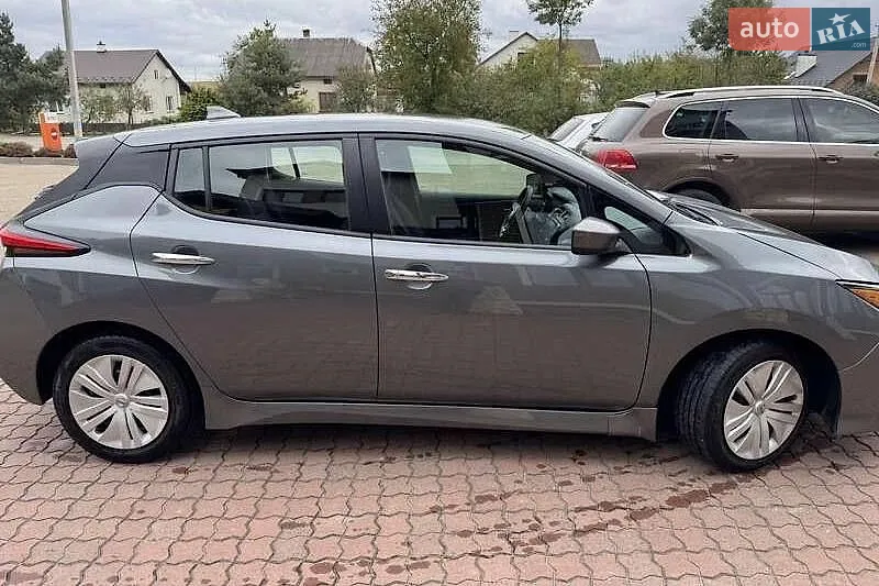 2020 Nissan Leaf - мініатюра 6