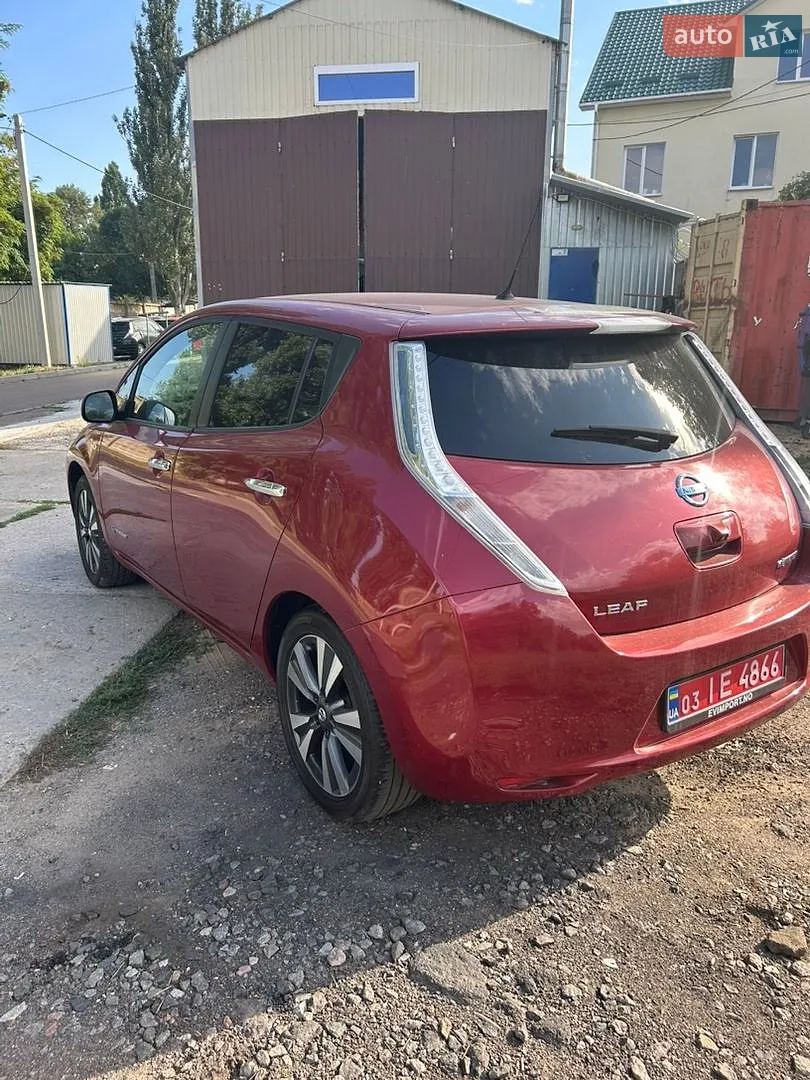 2016 Nissan Leaf - мініатюра 11