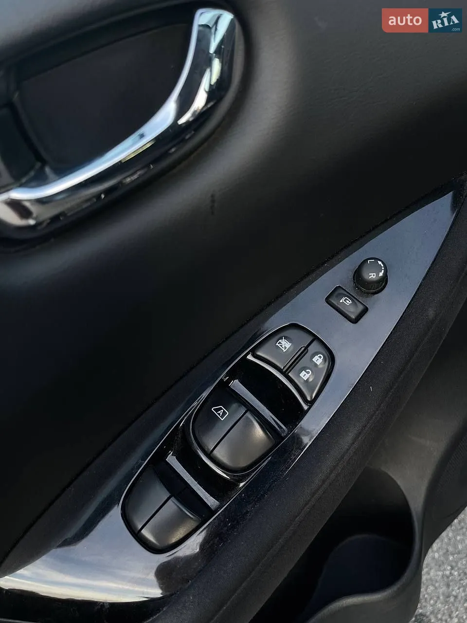 2015 Nissan Leaf - мініатюра 12