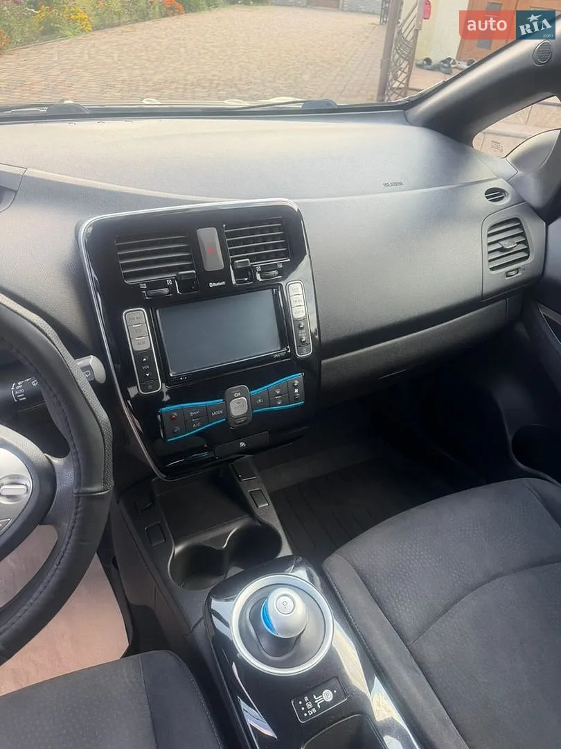 2015 Nissan Leaf - мініатюра 14
