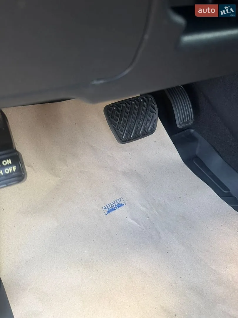 2015 Nissan Leaf - мініатюра 16