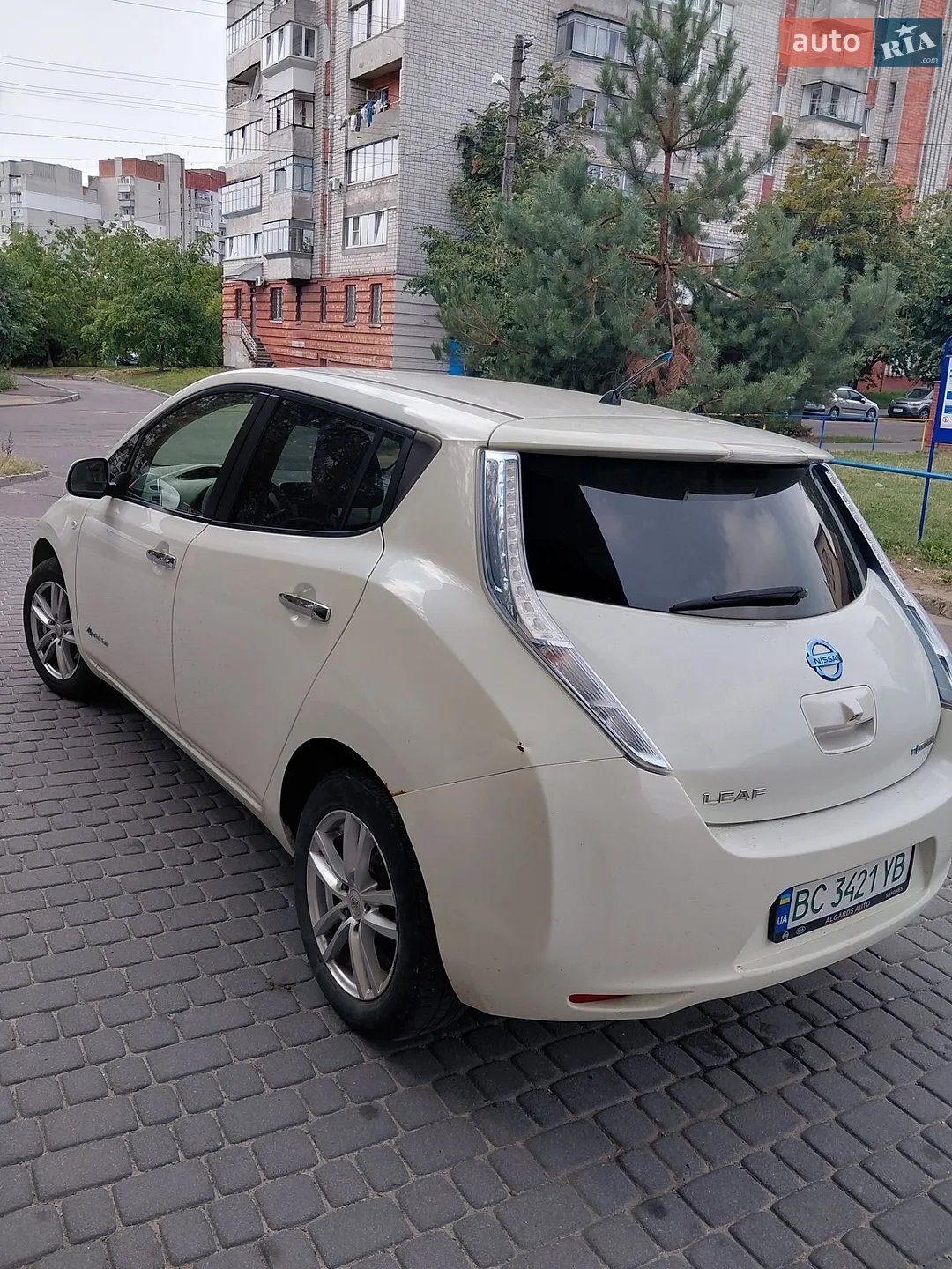 2011 Nissan Leaf - мініатюра 4