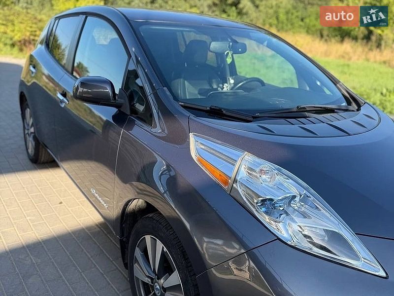 Хэтчбек Nissan Leaf 2013 в Жмеринке