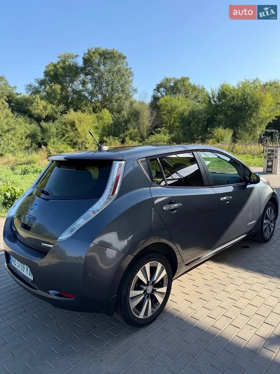 2013 Nissan Leaf - мініатюра 2