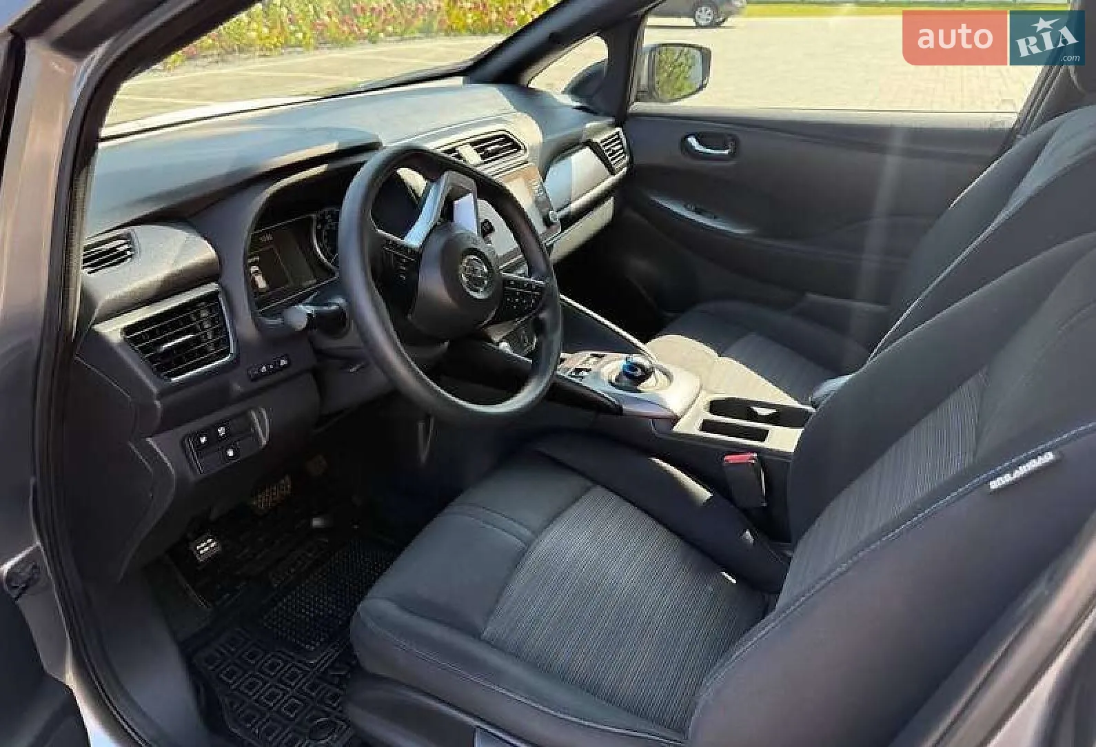 2021 Nissan Leaf - мініатюра 11