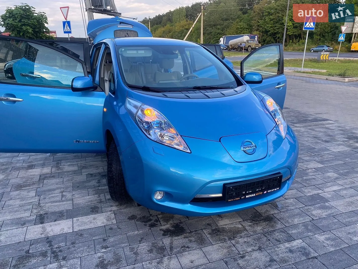 2012 Nissan Leaf - мініатюра 10