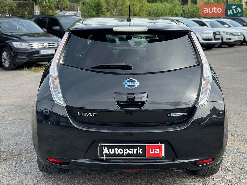 Хэтчбек Nissan Leaf 2015 в Виннице