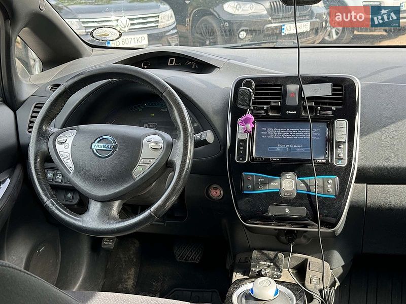 Хэтчбек Nissan Leaf 2015 в Виннице