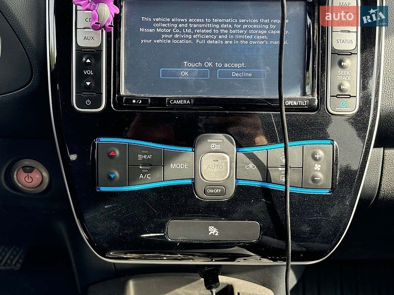 Хэтчбек Nissan Leaf 2015 в Виннице