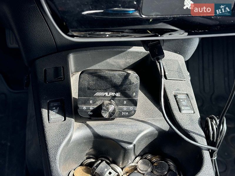Хэтчбек Nissan Leaf 2015 в Виннице