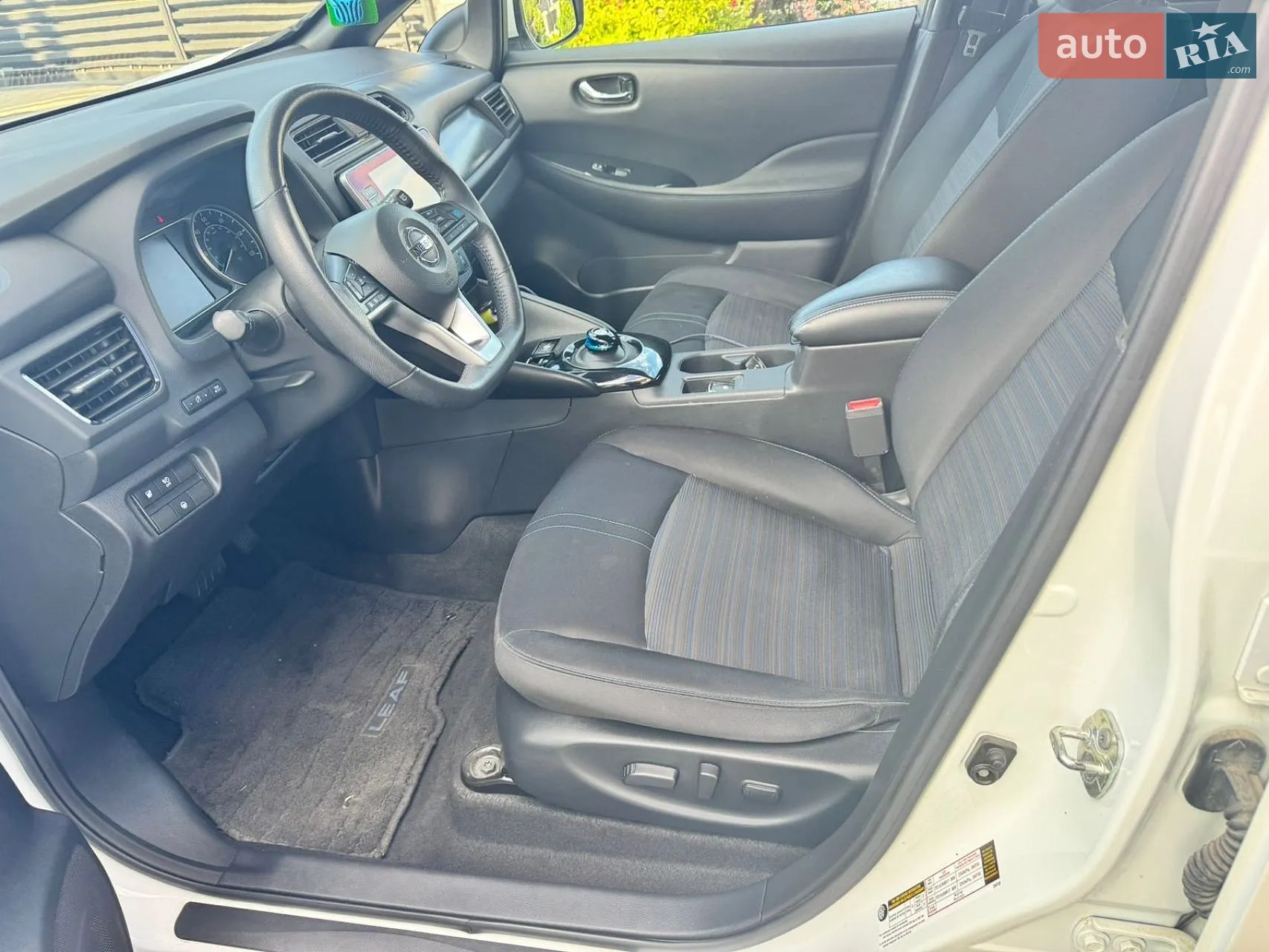 2020 Nissan Leaf - мініатюра 7