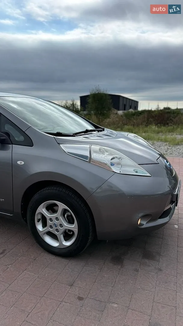 2014 Nissan Leaf - мініатюра 12