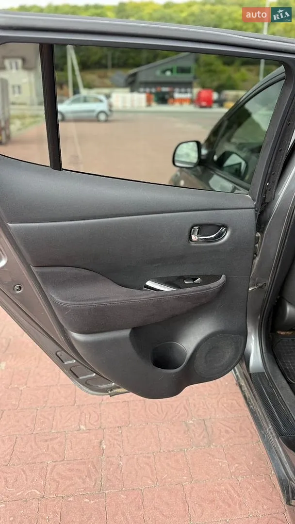 2014 Nissan Leaf - мініатюра 24