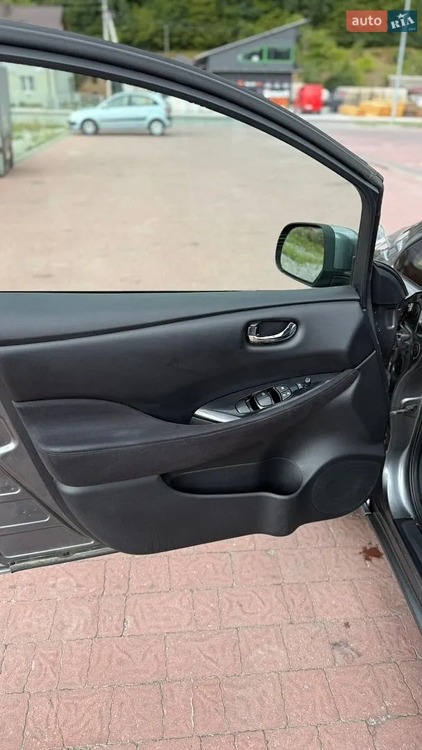 2014 Nissan Leaf - мініатюра 41