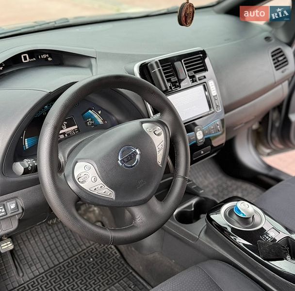 Хетчбек Nissan Leaf 2014 в Теребовлі