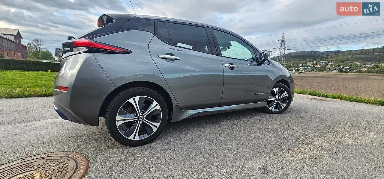 2020 Nissan Leaf - мініатюра 10