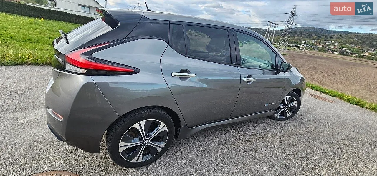 2020 Nissan Leaf - мініатюра 12