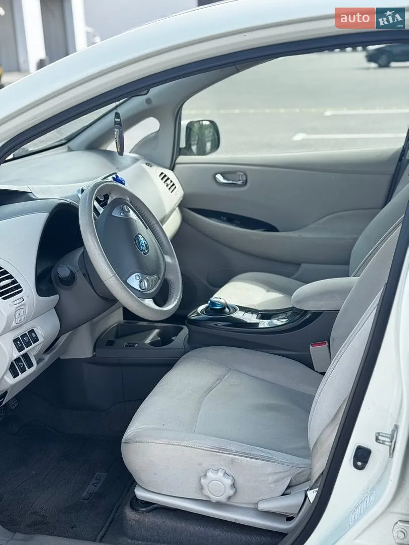 2012 Nissan Leaf - мініатюра 16