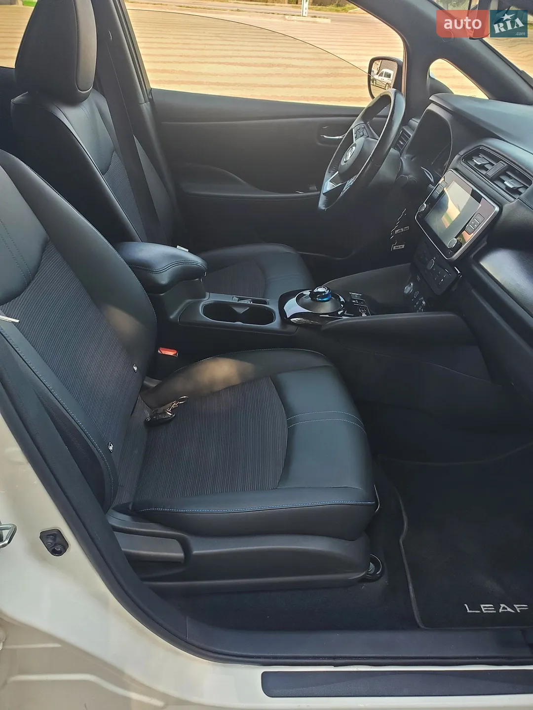 2020 Nissan Leaf - мініатюра 27