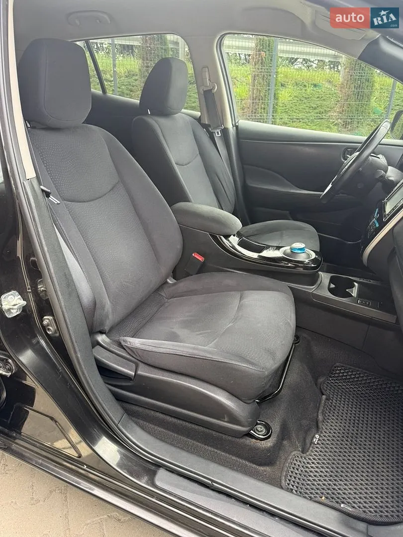 2014 Nissan Leaf - мініатюра 18