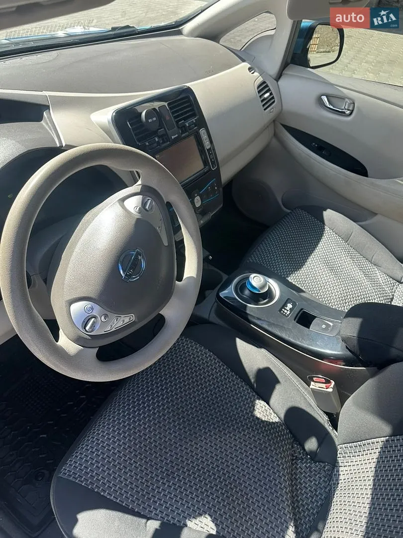 2012 Nissan Leaf - мініатюра 28