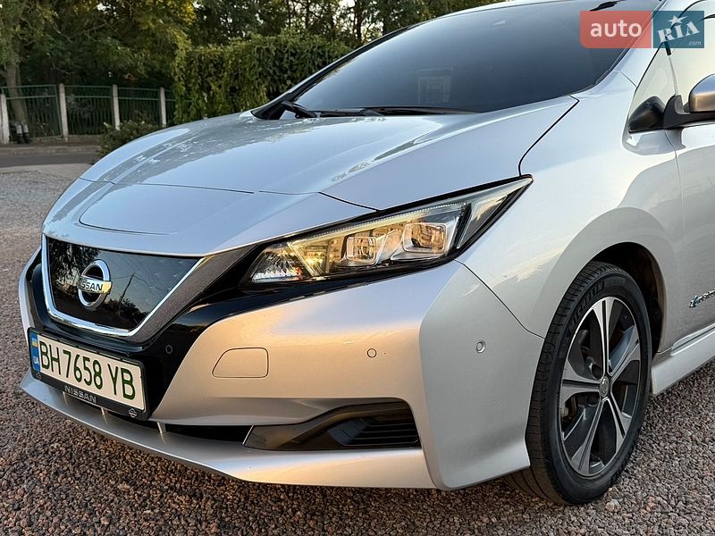 Хетчбек Nissan Leaf 2018 в Білгороді-Дністровському