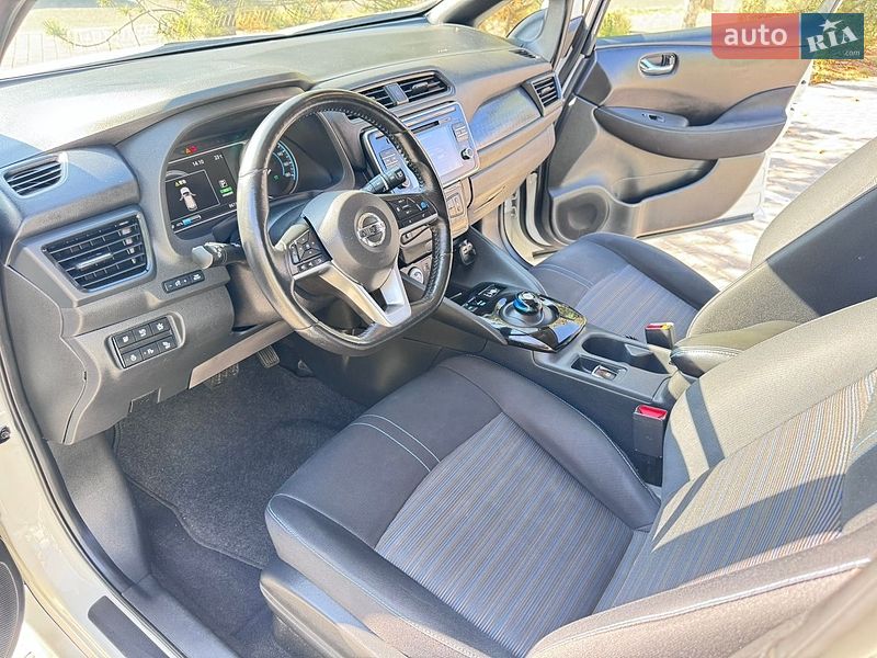 Хэтчбек Nissan Leaf 2019 в Белгороде-Днестровском