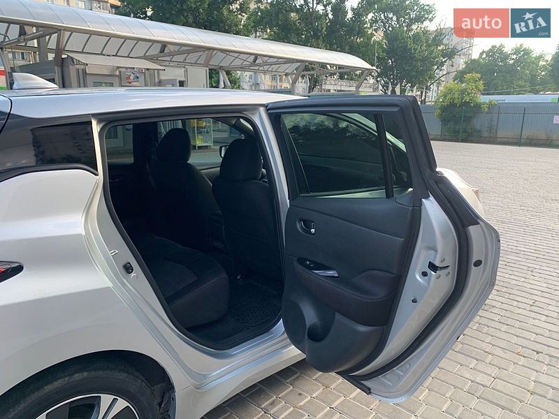 Хетчбек Nissan Leaf 2021 в Одесі фото 12 Хетчбек Nissan Leaf 2021 в Одесі
