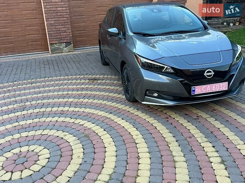 Nissan Leaf 2025