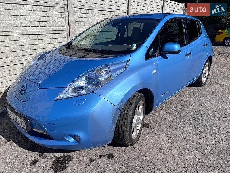 Nissan Leaf 2011
