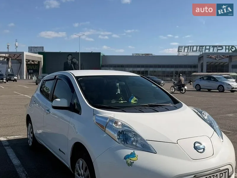 Nissan Leaf 2014