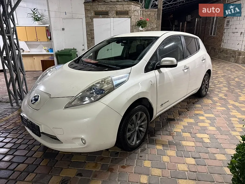 Nissan Leaf 2015