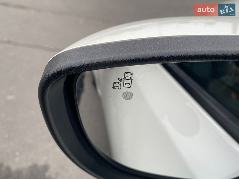 Хэтчбек Nissan Leaf 2018 в Львове