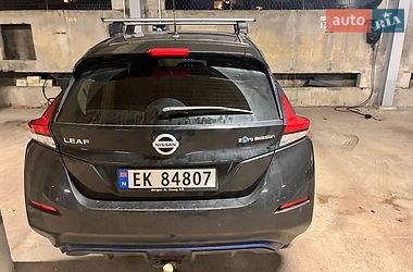 Хэтчбек Nissan Leaf 2018 в Умани