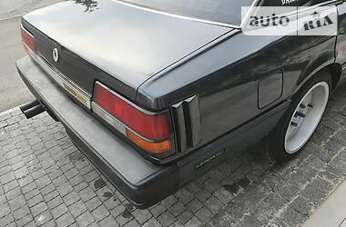 Седан Nissan Leopard 1983 в 