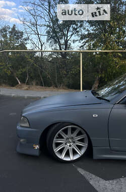Седан Nissan Leopard 1996 в 