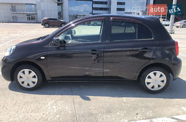 Хэтчбек Nissan March 2016 в 