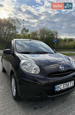 Хэтчбек Nissan March 2012 в Львове
