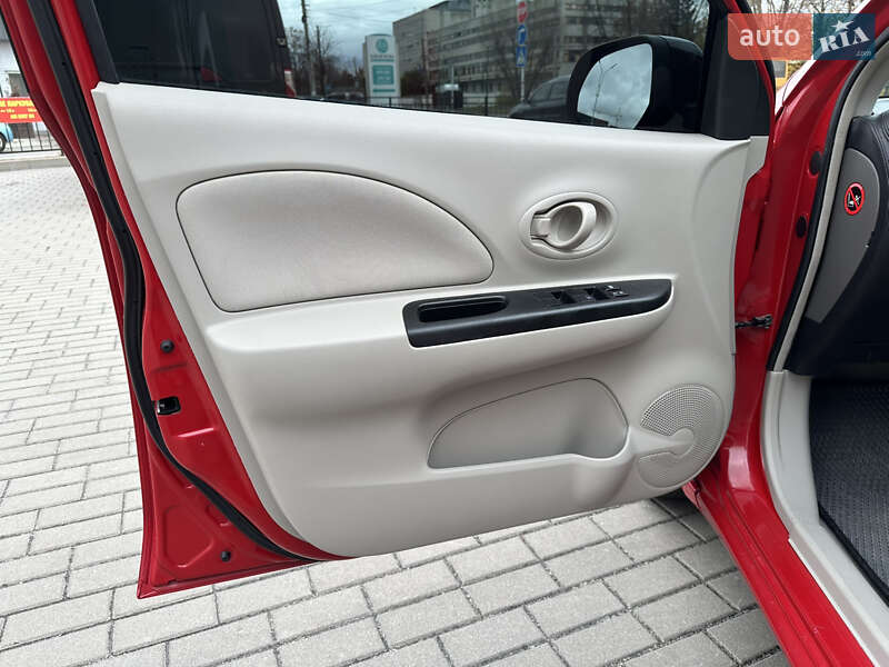 Хетчбек Nissan March 2010 в Житомирі