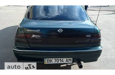 Седан Nissan Maxima 1999 в Ровно