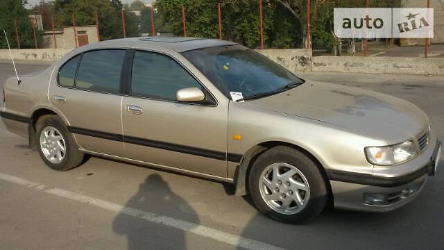 Седан Nissan Maxima 1995 в Запоріжжі фото 5 Седан Nissan Maxima 1995 в Запоріжжі